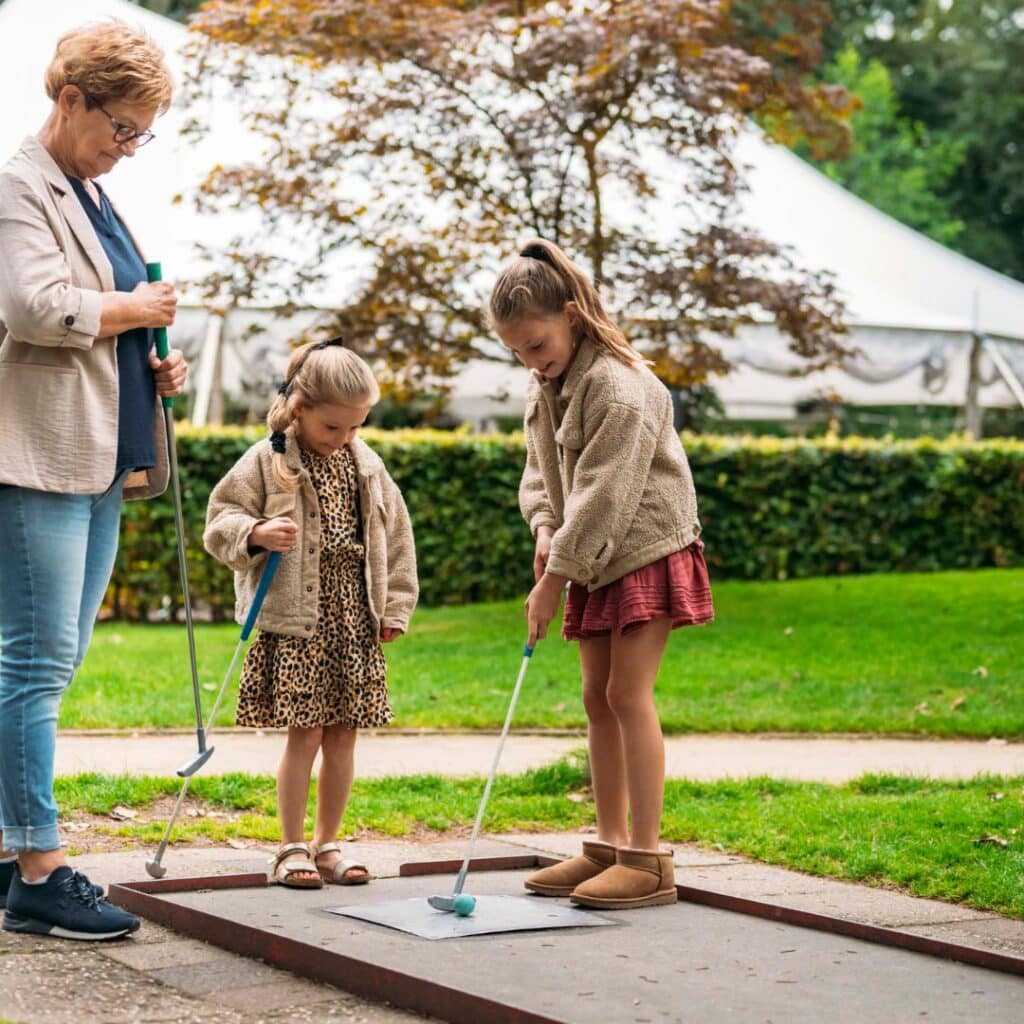 Midgetgolf - Paviljoen Genneper Parken