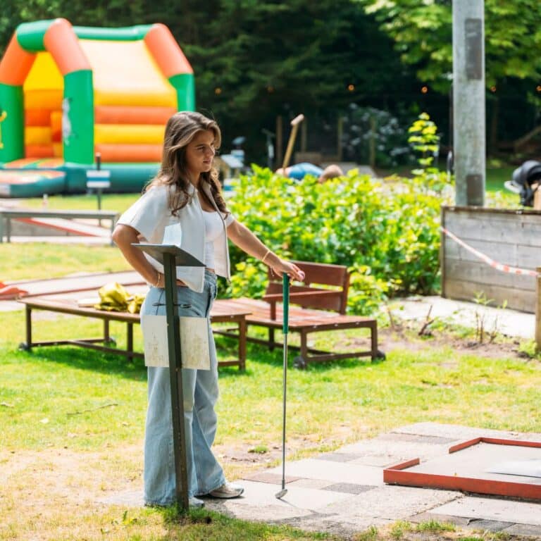 Midgetgolf - Paviljoen Genneper Parken
